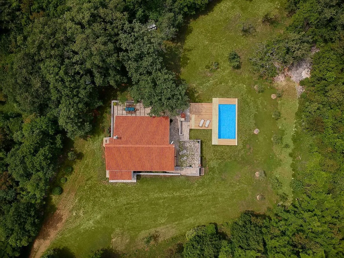 Holiday House Garica